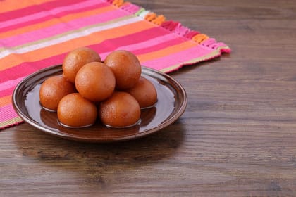 Haldiram's Nagpur Gulab Jamun, 1Kg