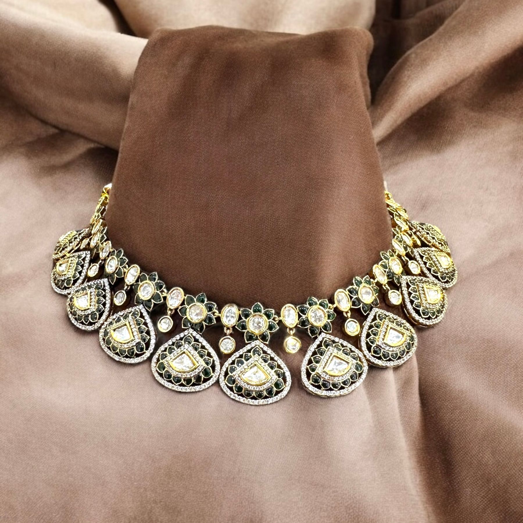 Exquisite Gold-Plated Kundan and Meenakari Choker Necklace Set By Dia Art Jewels