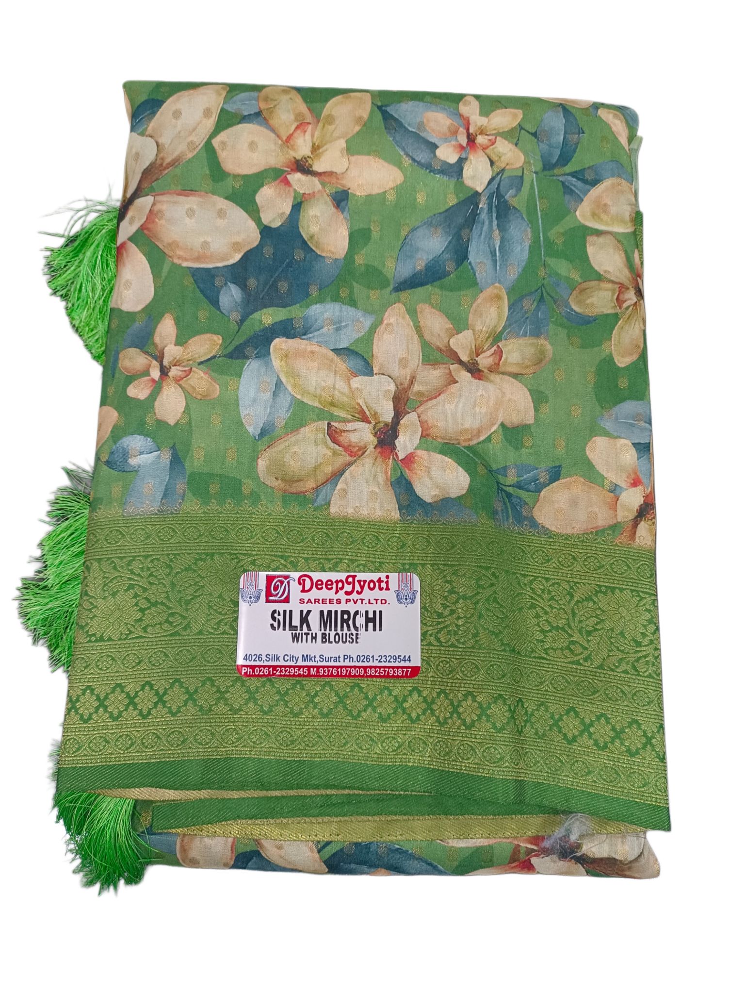 Green Floral Print Saree With Blouse Piece