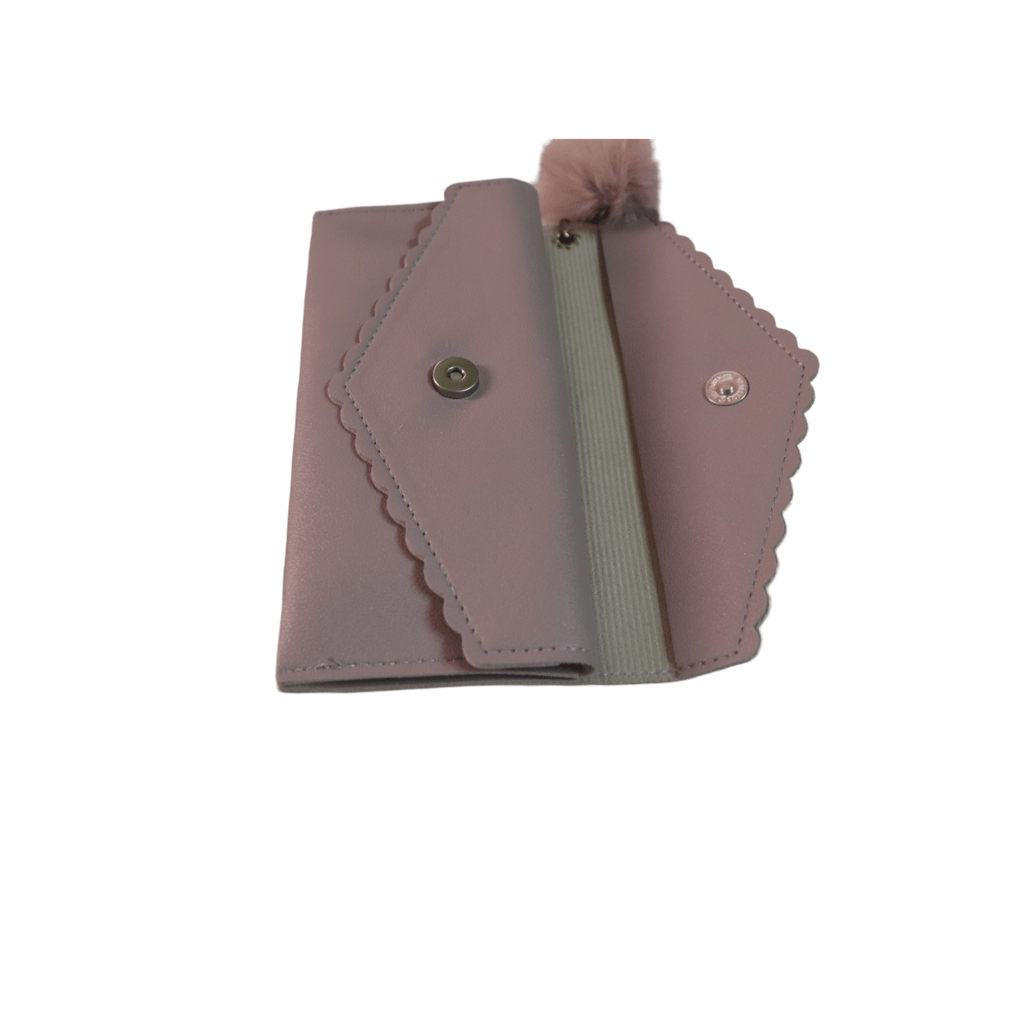 Small Women's Wallet with Magnetic Snap Closure - Vegan Leather - Minimalist Design - Perfect for Cards, Cash, and Coins