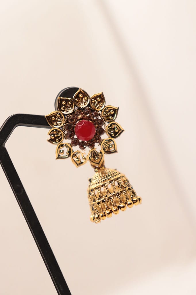"Stunning Red Stone Jhumka Earrings with Intricate Gold Design"