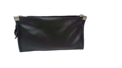 Black PU Leather Women's Clutch with Pleated Design and Zipper Closure