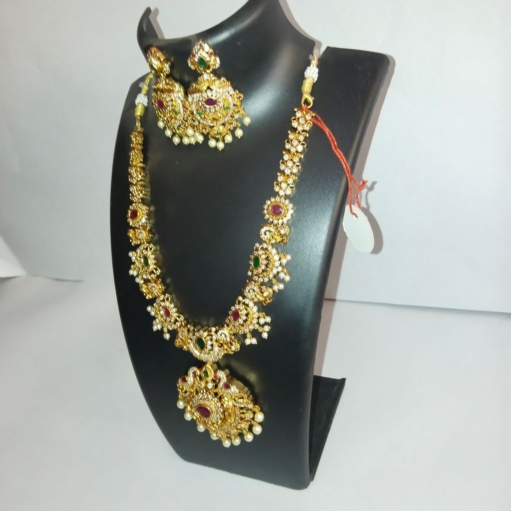 Stunning Antique Gold Necklace Set with Peacock Pendant and Pearl Accents"