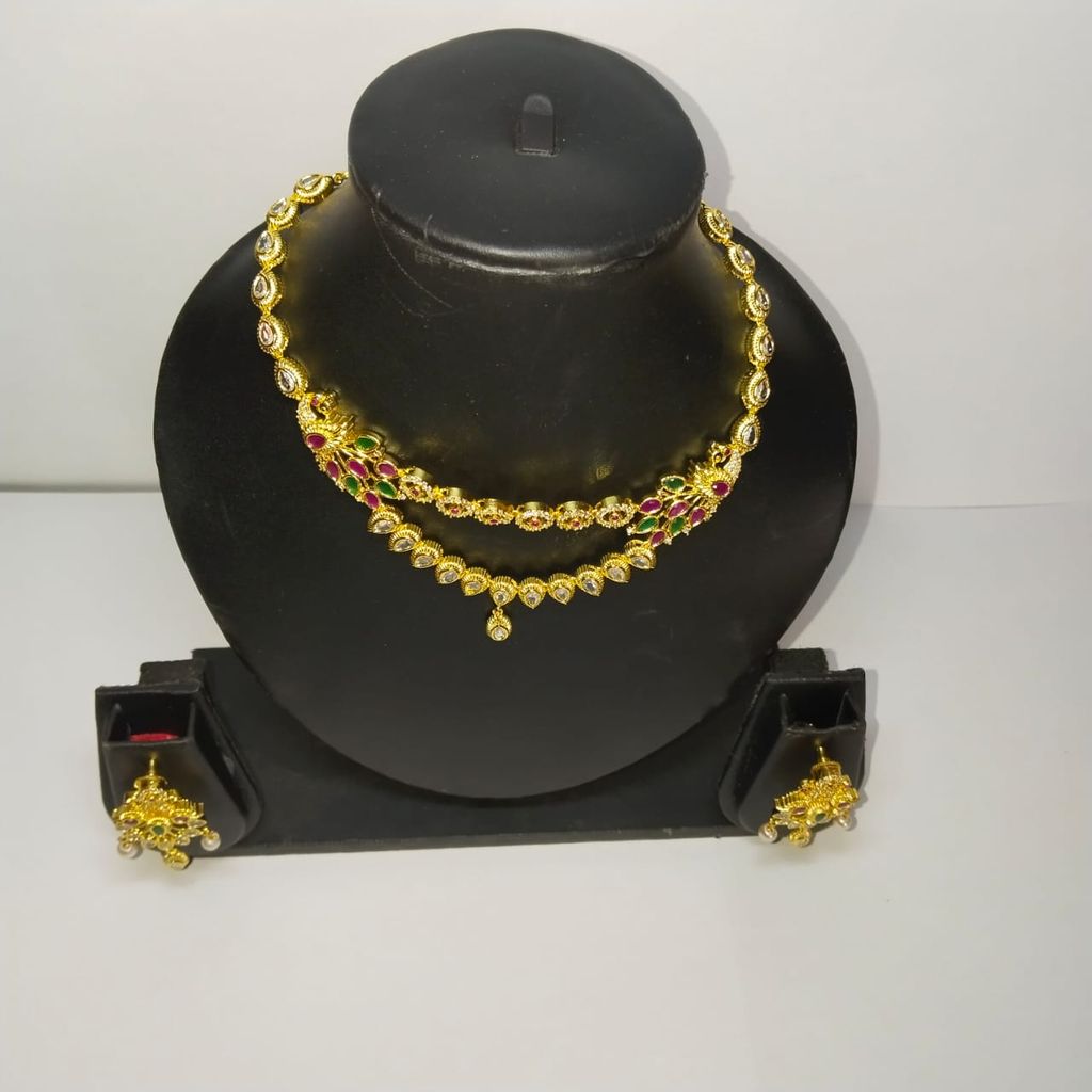 Pearl Necklace Set with Earrings