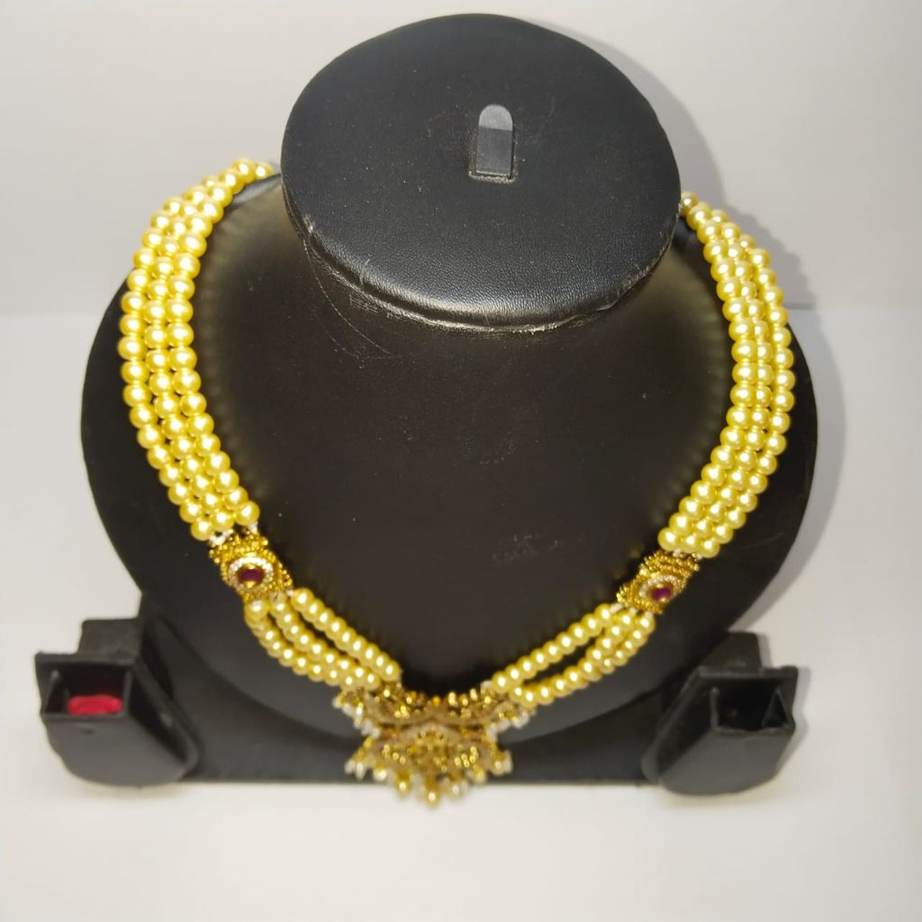 Pearl Necklace Set with Gold Pendant