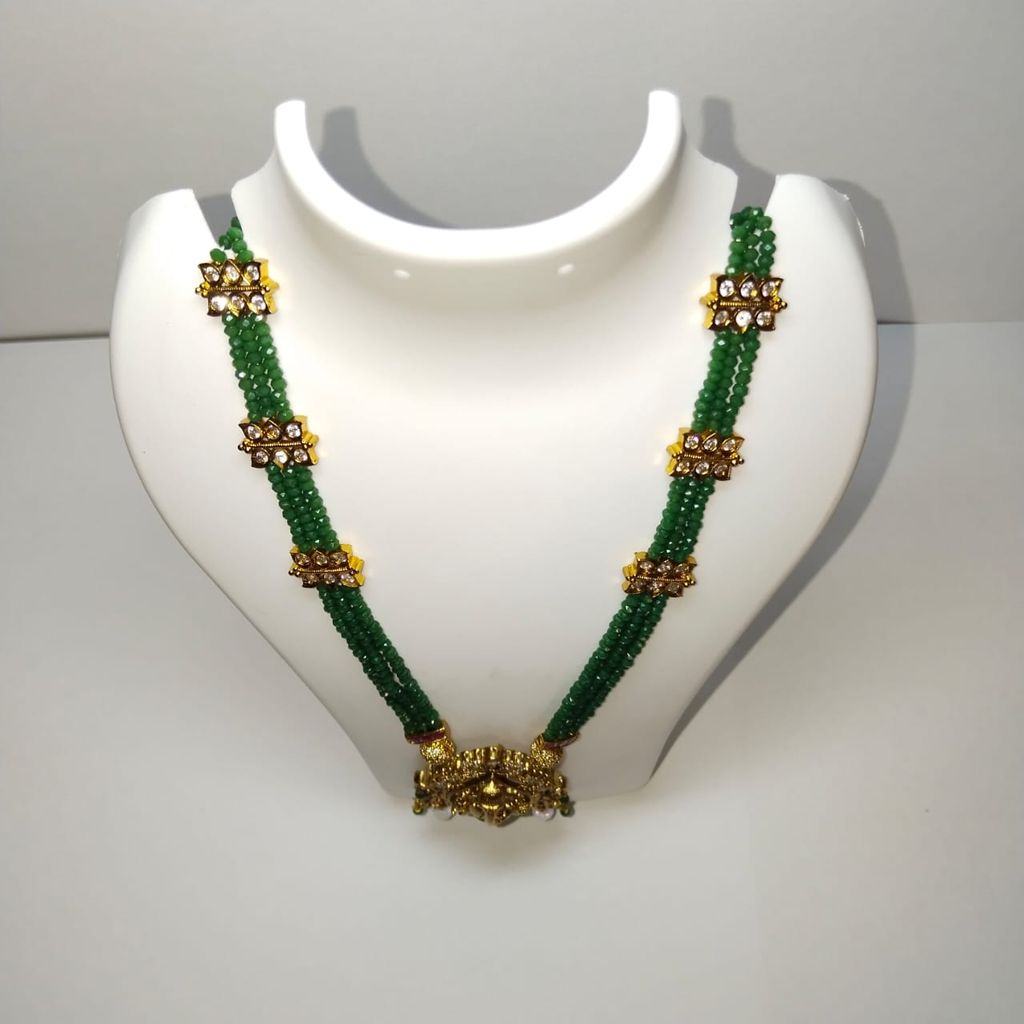 Green Beads Necklace with Golden Pendant