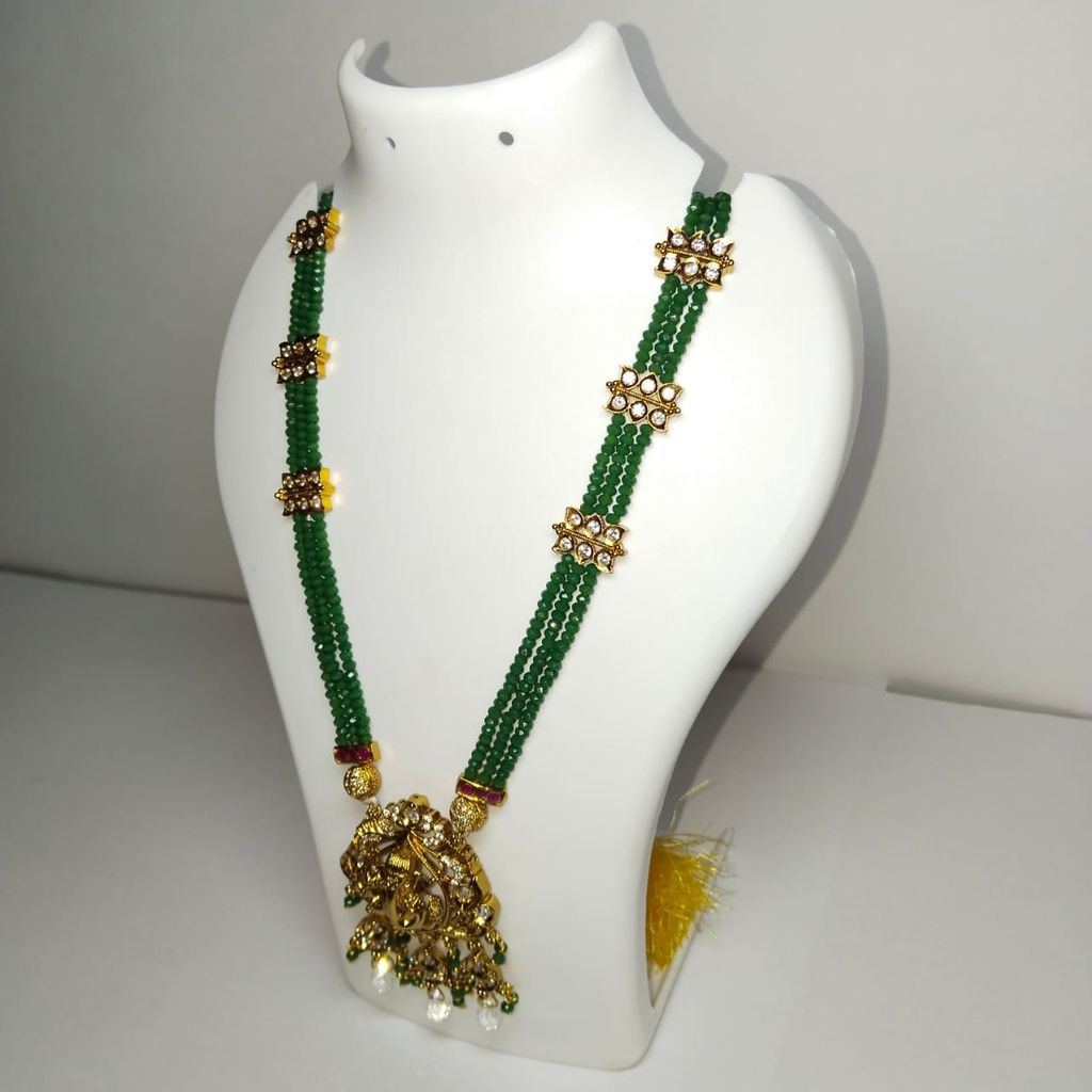 Green Beads Necklace with Golden Pendant