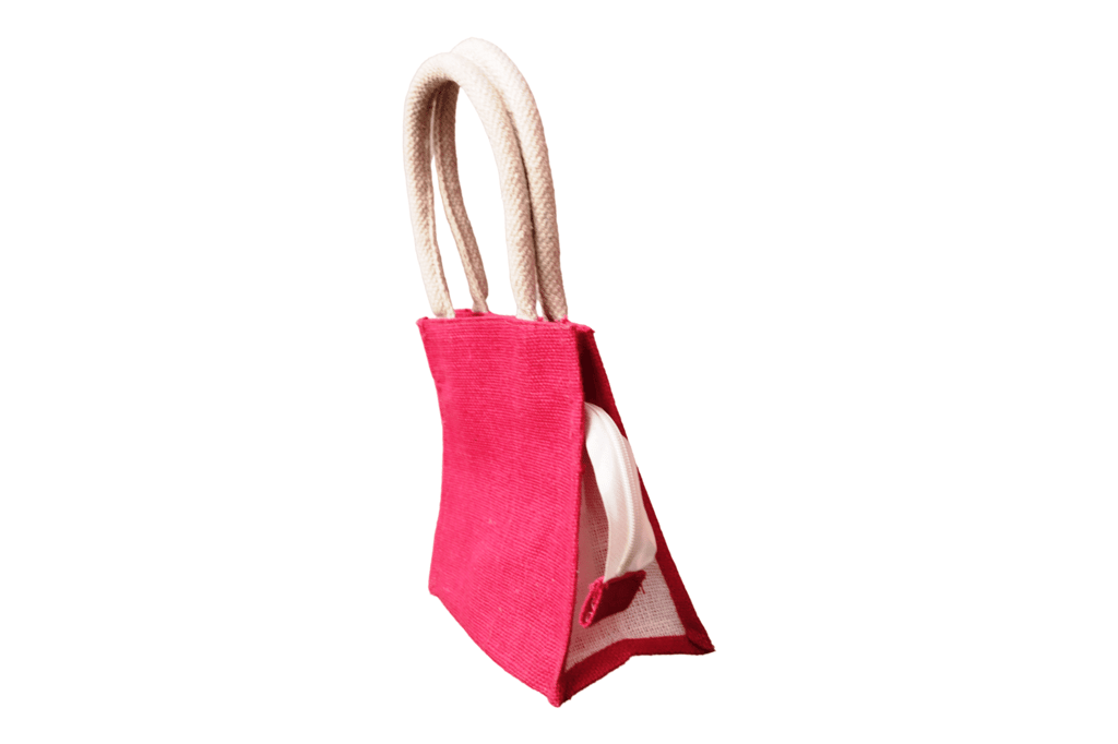 Red Jute Bag with Zipper Closure and Double Handles This red jute bag is made from 100% natural jute fibers