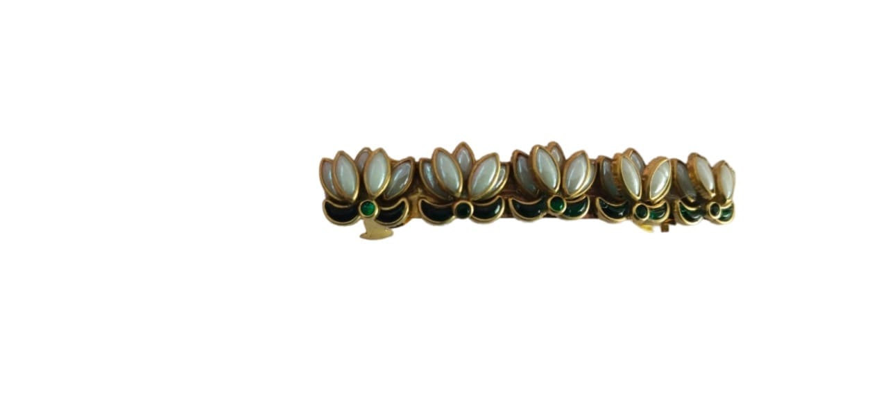 Pearl and Gold Lotus Hair Comb