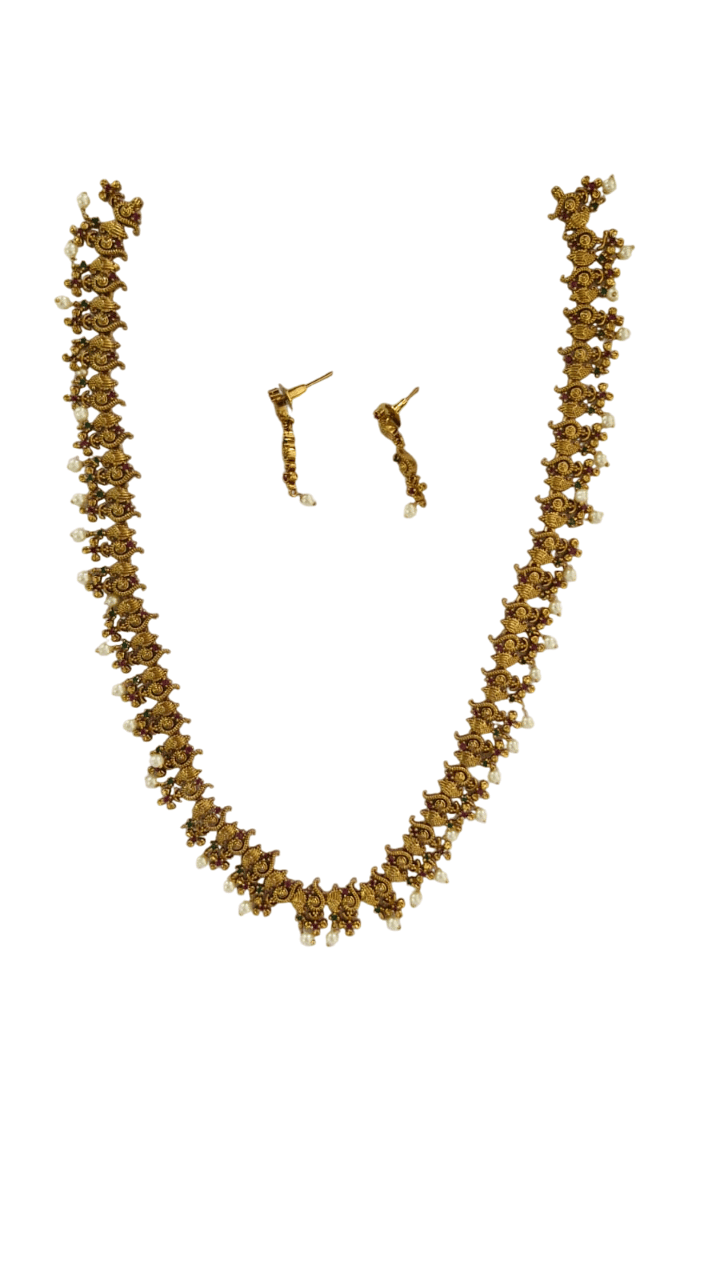 Buy Antique Gold Plated Traditional Necklace Set with Pearls Online