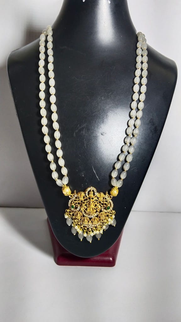 White Pearl Necklace with Gold Pendant