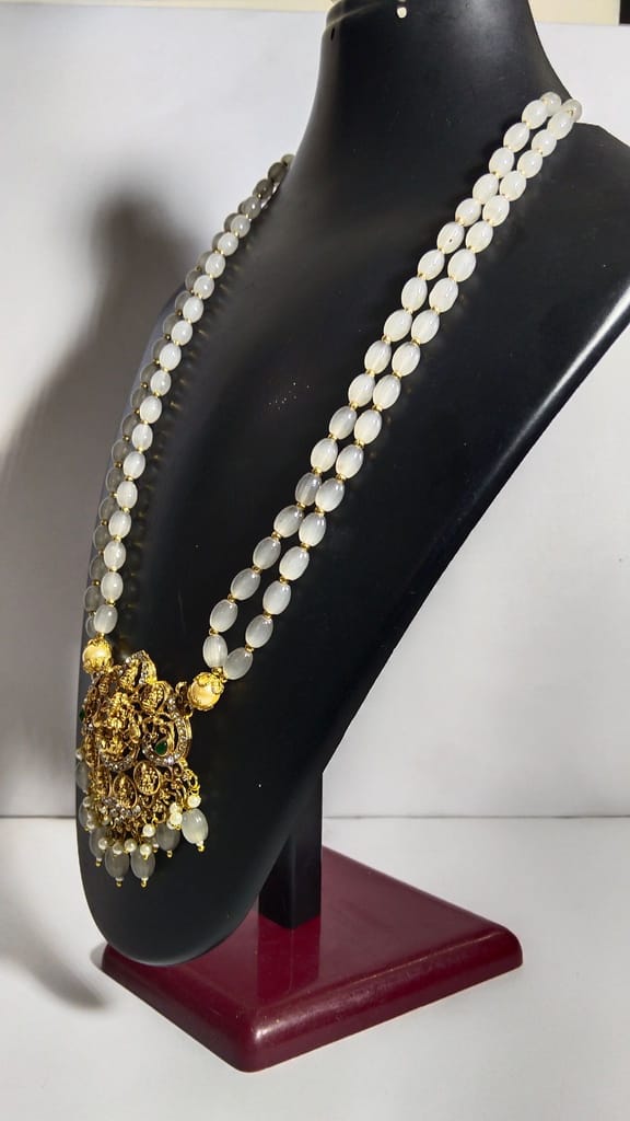 White Pearl Necklace with Gold Pendant