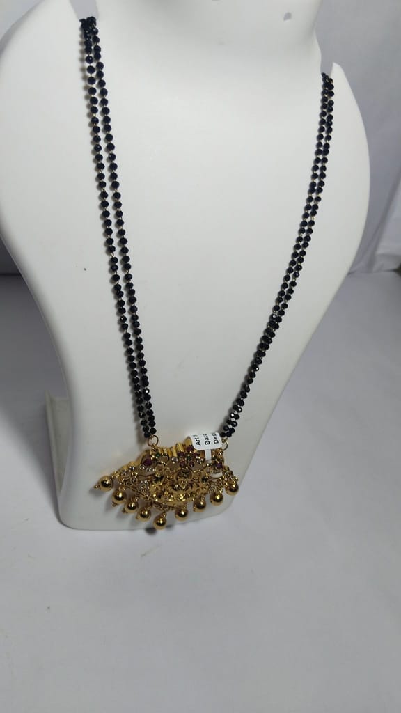 22K Gold Pendant with Black Beads Mangalsutra