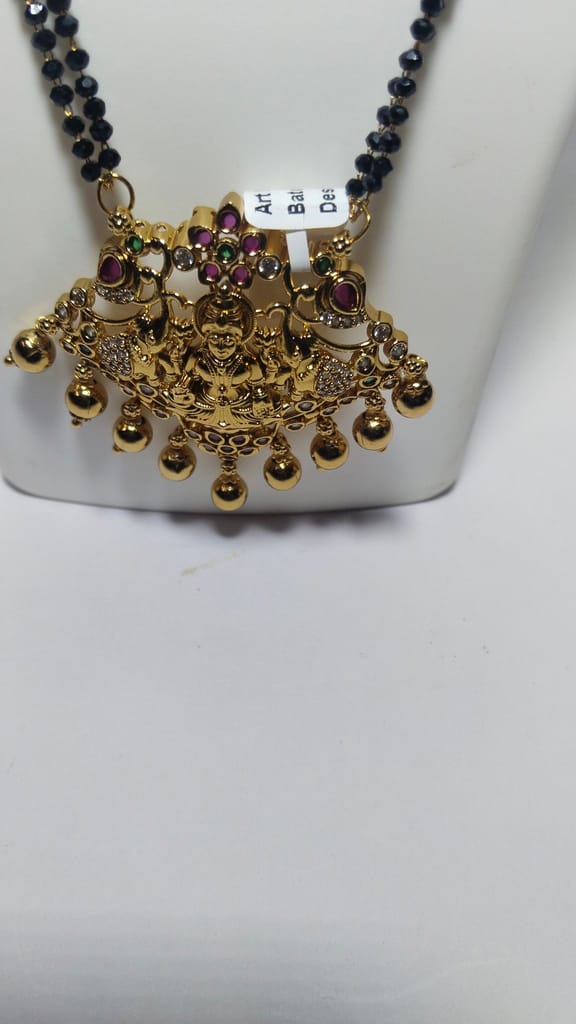 22K Gold Pendant with Black Beads Mangalsutra