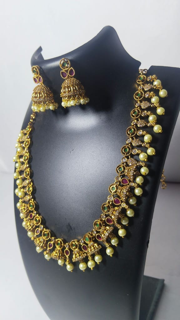 Traditional Indian Gold Plated Kempu Stone Necklace Set With Pearls