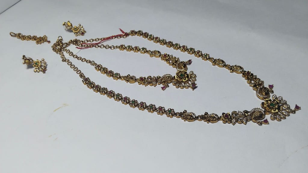 Bridal Necklace Set with Earrings and Maang Tikka