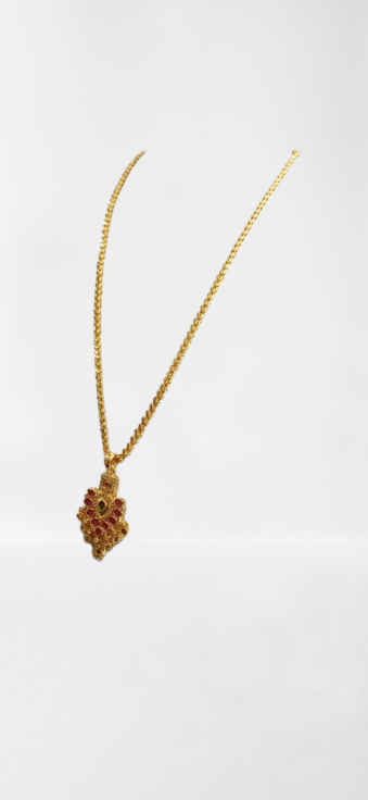 Ruby and Green Stones chain model