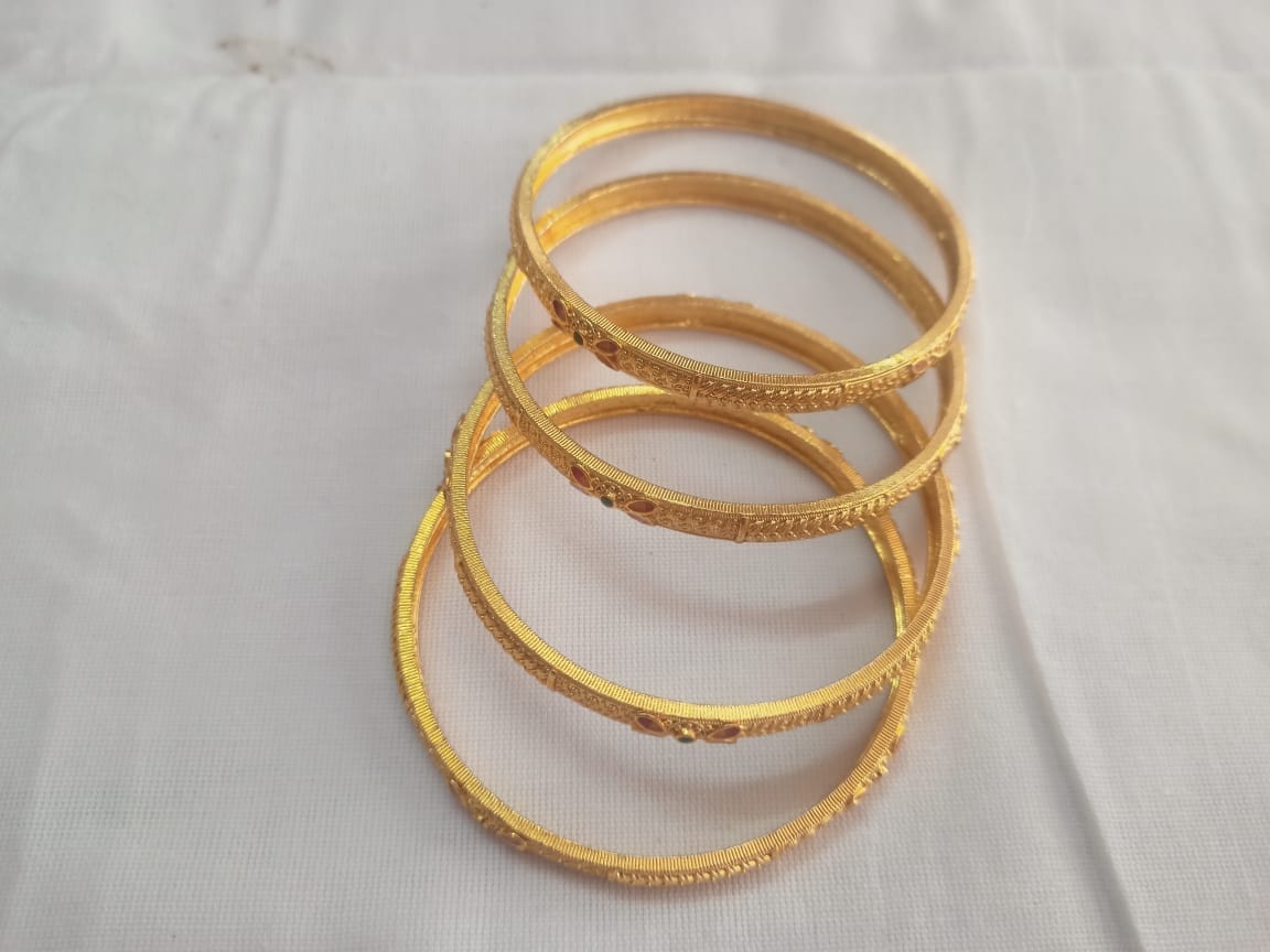 Gold Plated Traditional Indian Wedding Bangles Set for Women