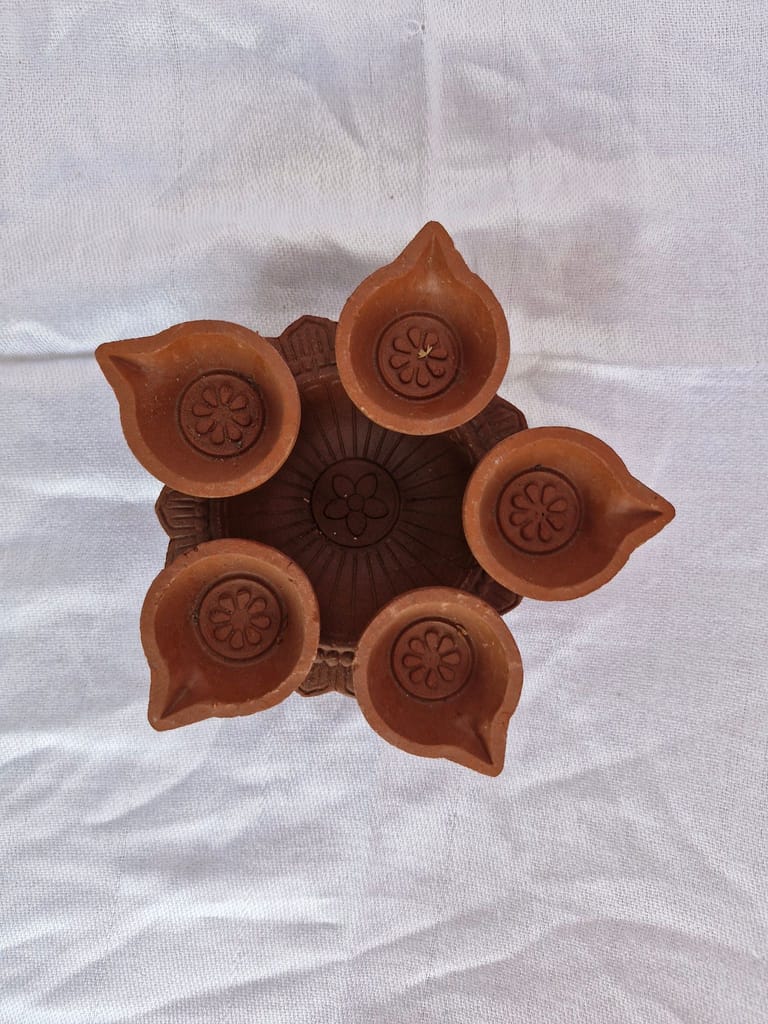 Handmade Clay Diya Oil Lamp for Diwali Decoration - Pooja Needs | Buy online on ZillyBuy