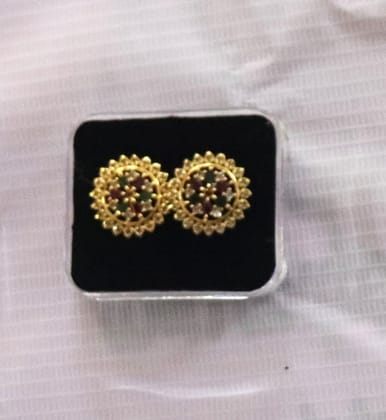 Gold Plated Kundan and Pearl Stud Earrings Gold Plated Kundan and Pearl Stud Earrings