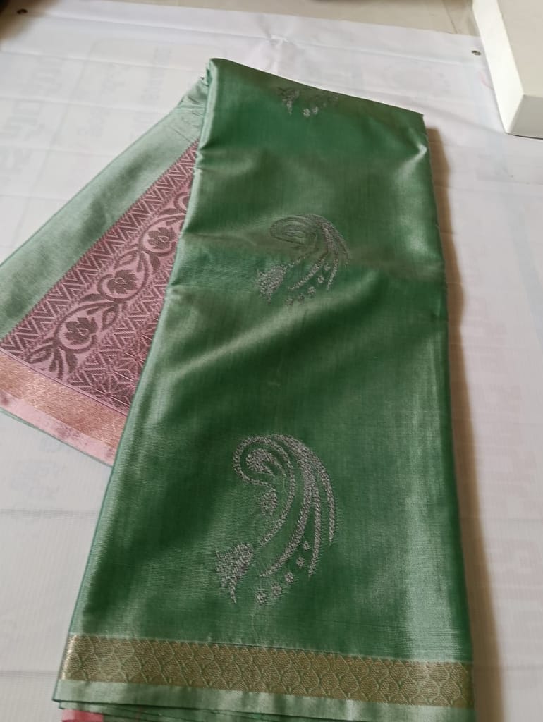Green Tissue Saree With Silver Zari Woven Paisley Motifs