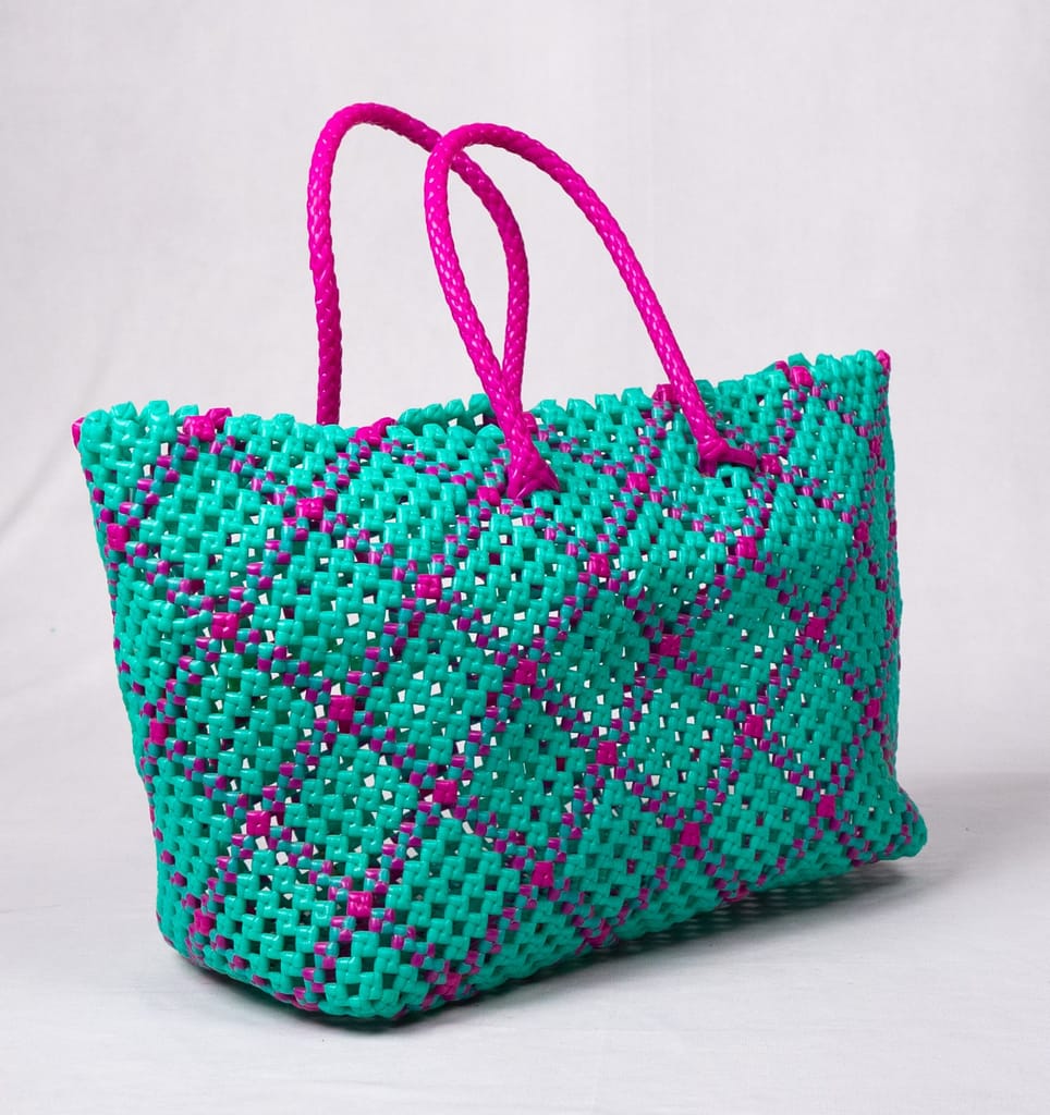 HAND MADE PLASTIC WIRE BAG