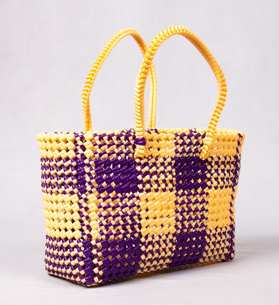 HAND MADE PLASTIC WIRE BAG