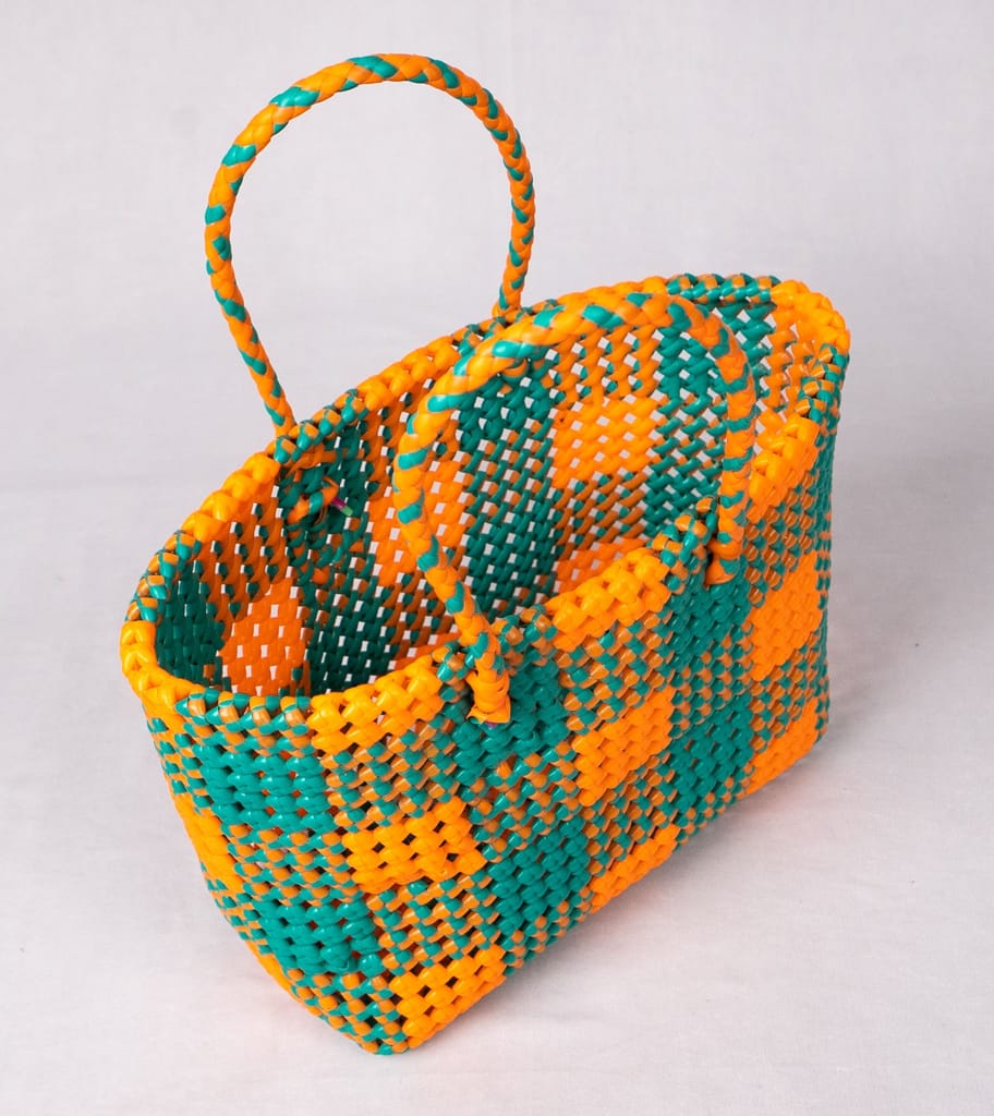 HAND MADE PLASTIC WIRE BAG