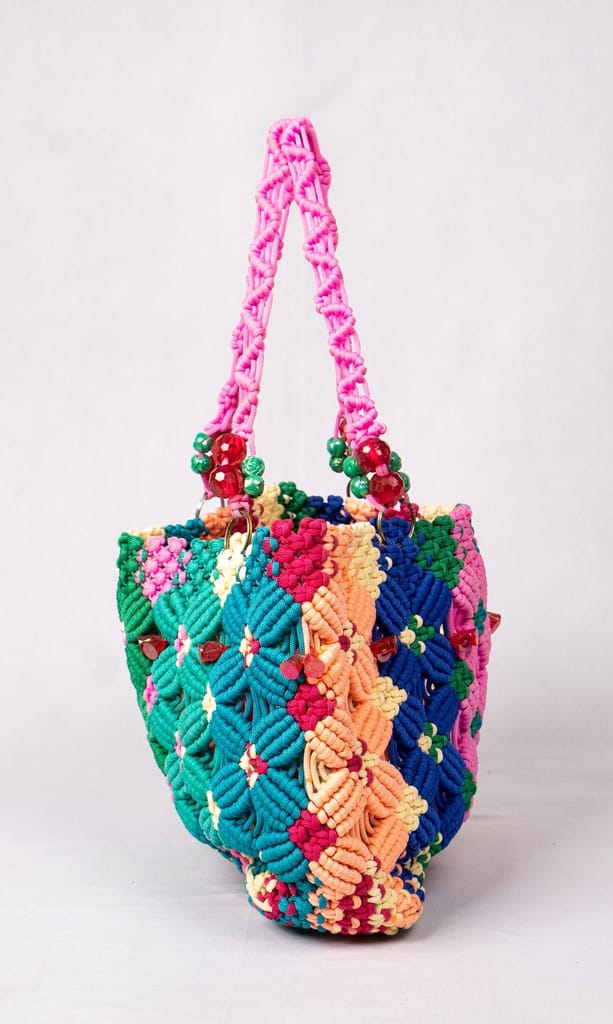 HAND MADE PLASTIC WIREBAG