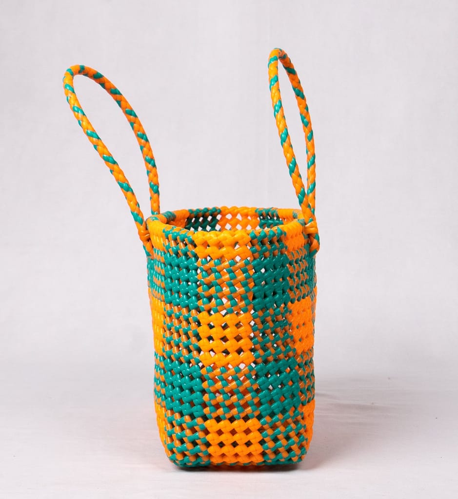 HAND MADE PLASTIC WIRE BAG