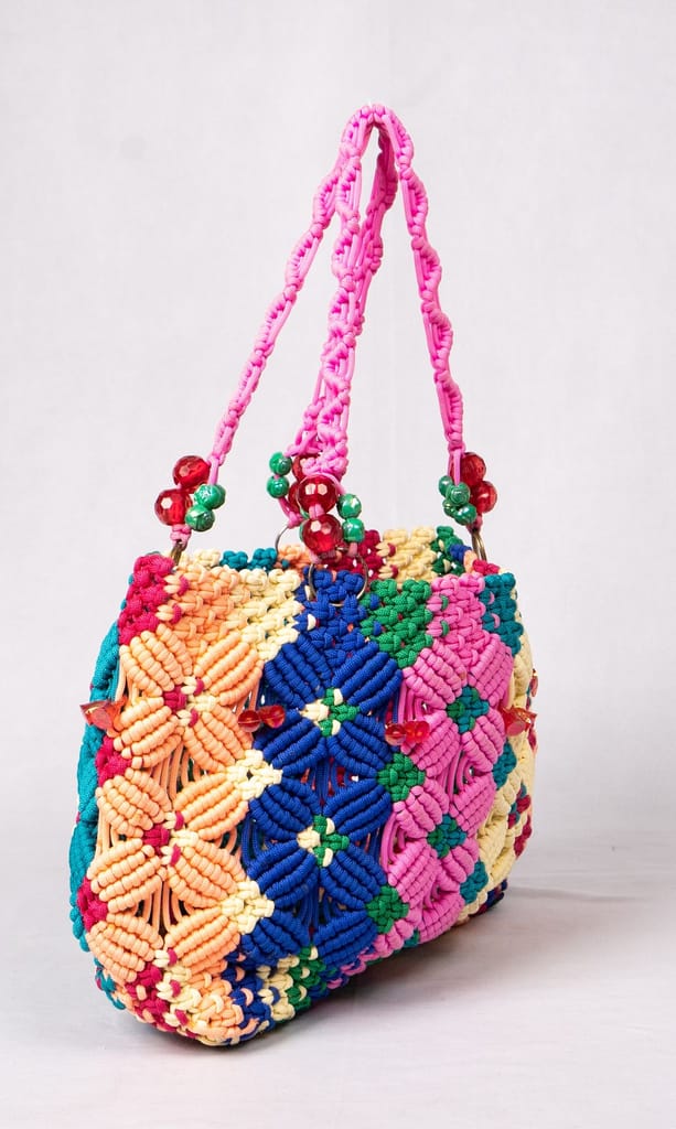 HAND MADE PLASTIC WIREBAG