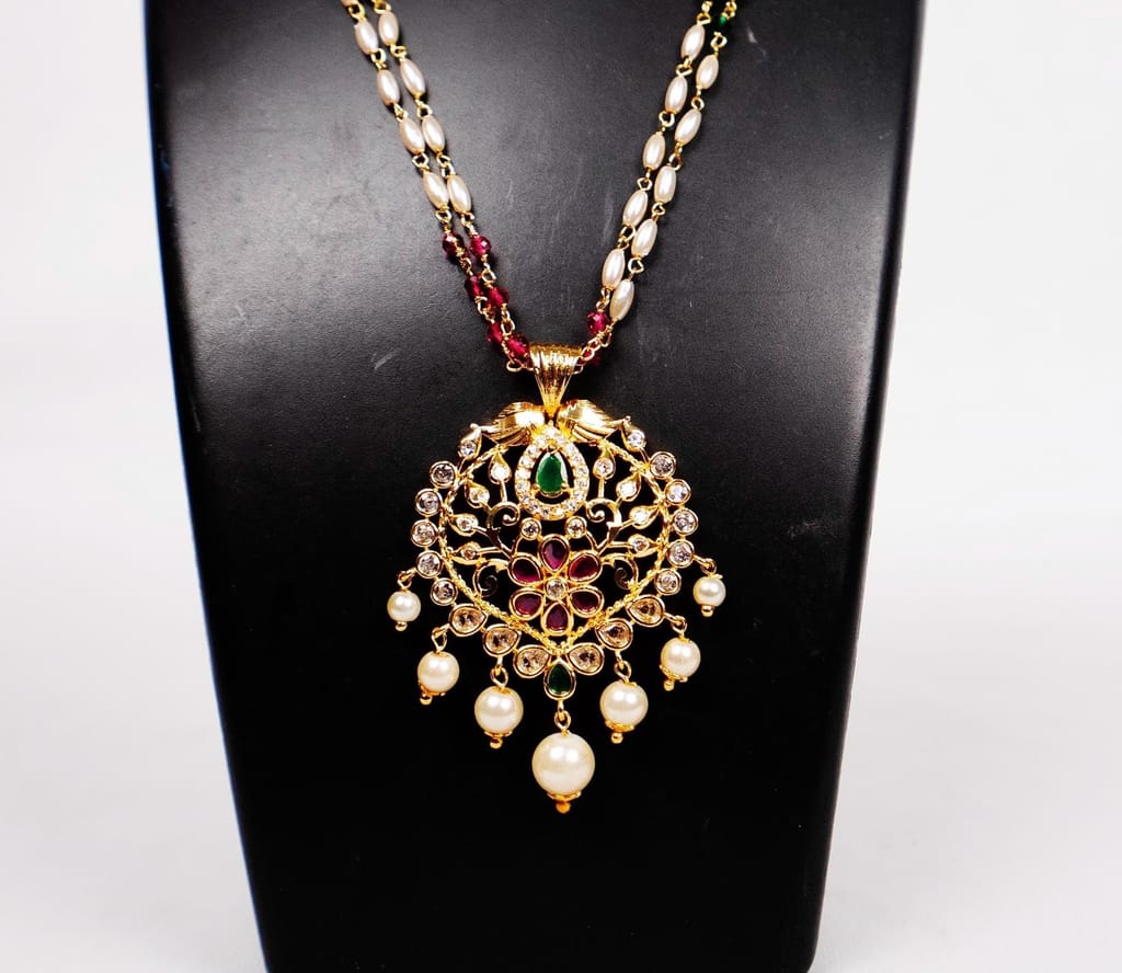 mutyala beads to designed by pendent