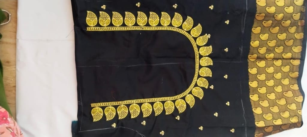 Computer Embroidery Blouse