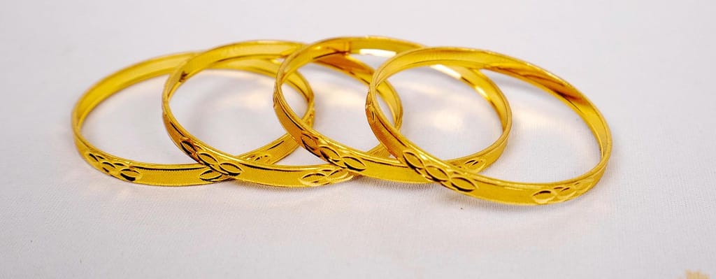Gold Plated Plain Metal Bangle Set of 4