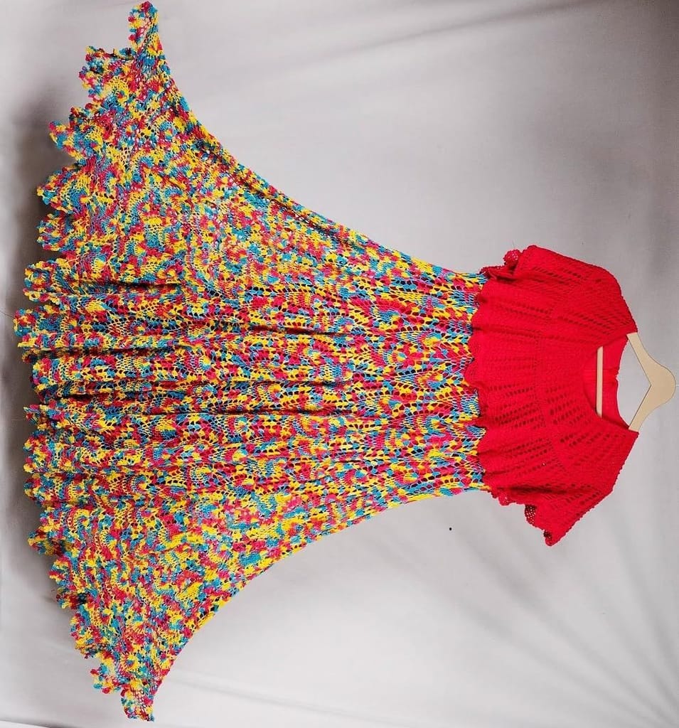 Lace work multicolor middie