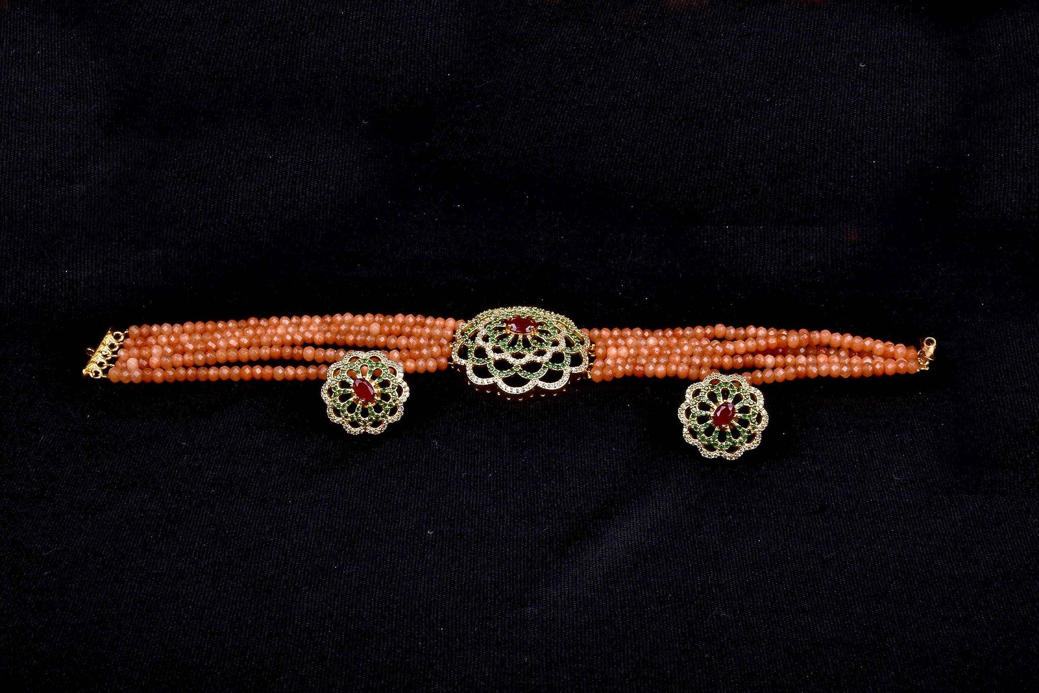 CHOKER NECKLACE