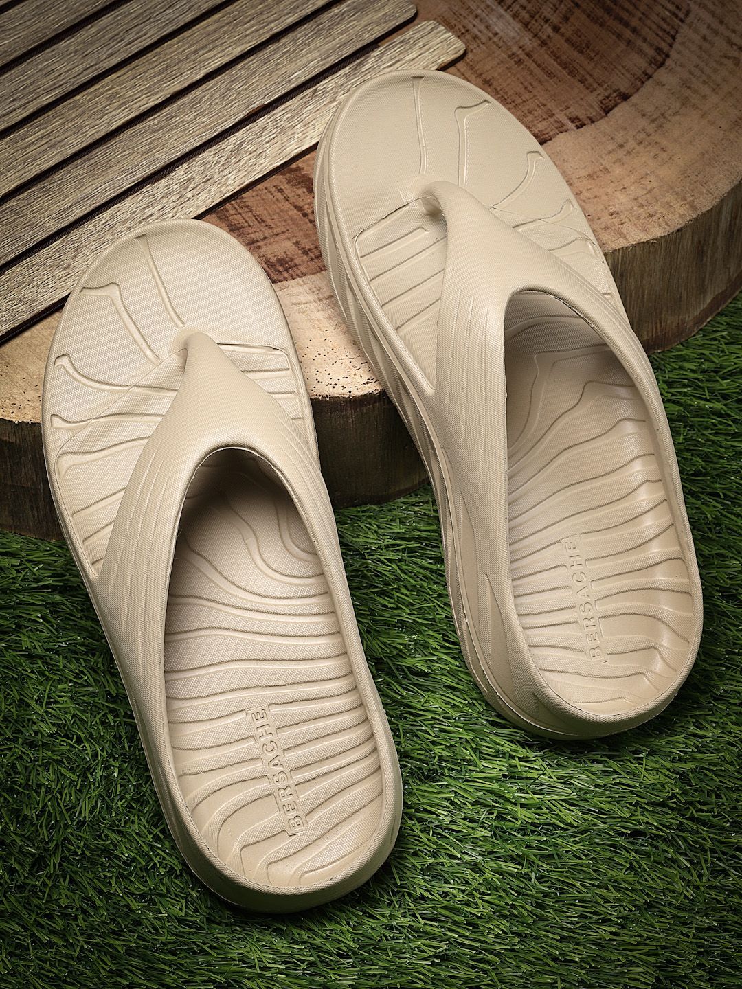 Bersache Extra Soft Classic Casual with Back Strap Regular wear with Ultra Soft & Flexibility Technology Slipper for Men's