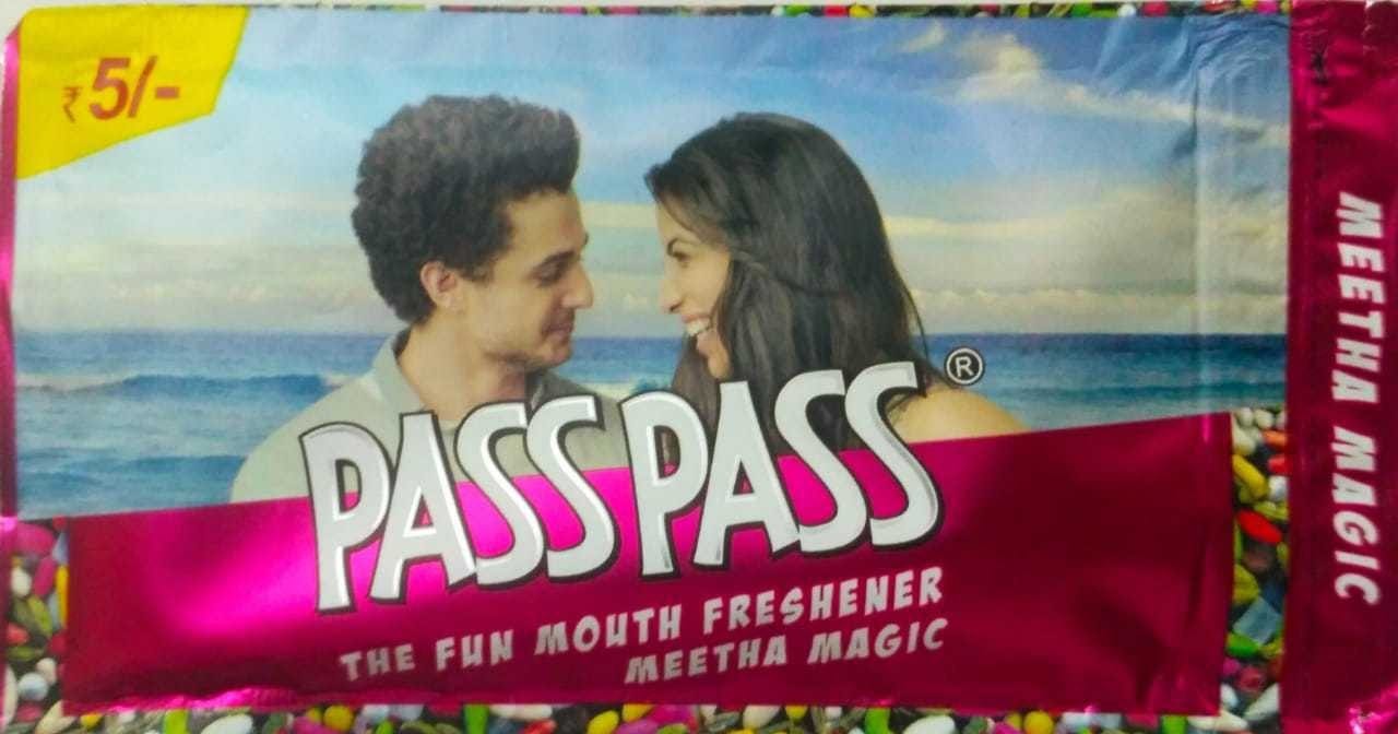Pass Pass Zipper Pack (Pack Of 24) Meetha Mouth Freshener (24 X 0.5 G)