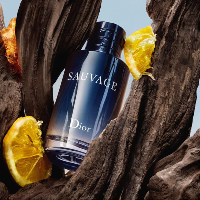 Dior Sauvage Eau de Toilette for Men 100ml – Crisp and