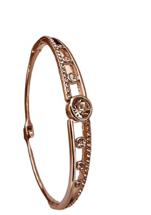 Bracelet Cubic Zirconia Women Jewellery Stylist trend bracelet Style : Korean Trend Occasion :Gift, Party, Wedding, Anniversary, Engagement Weight :32 Gram Diameter : 6 Cm Clasp Type: Openable lock