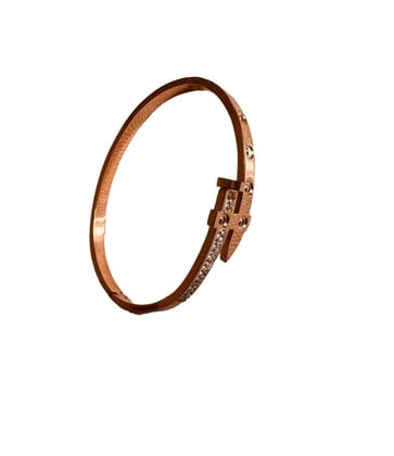 Rosegold Bracelet Dailywear Bracelet For Girls And Womens Plated Colour : RoseGold Style : Italian Trend Occasion :Gift, Party, Wedding, Anniversary, Engagement Weight :32 Gram