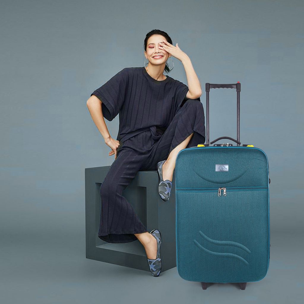 Carry-On Luggage, Lightweight and Durable Suitcase with Spinner Wheels, Teal 22