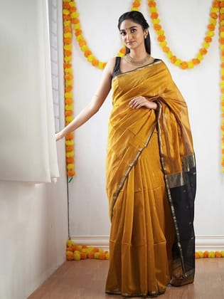 Ethnic Motifs Woven Design Zari Silk Blend Banarasi Saree
