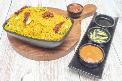 Veg Singapore Fried Rice