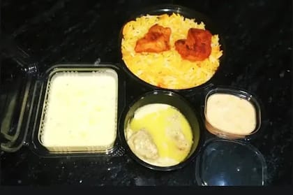 Biryani [2 Pieces] With Boneless Chicken Malai Tikka [2 Pieces]