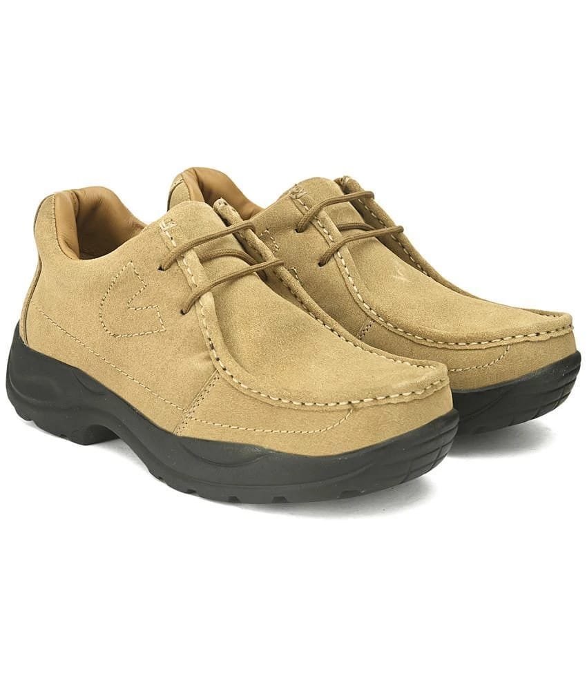 Fashion Victim - Camel Mens Trekking Shoes - None