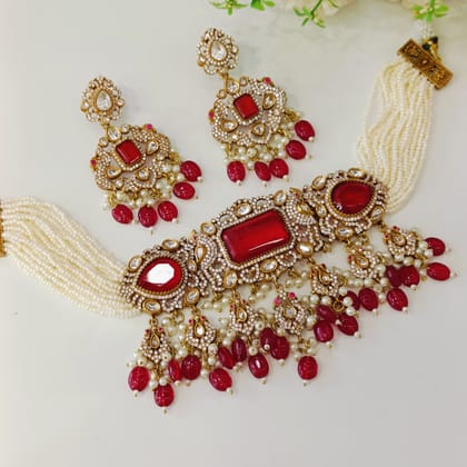 Nayaab Aarna Polki Choker-Red