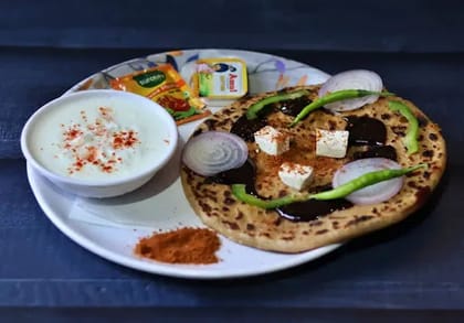 Someky Barbeque Mix Paneer Paratha