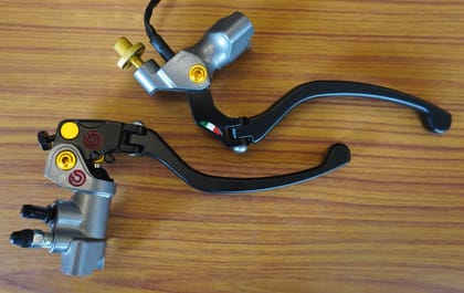 Universal BREMBO Folding Lever Set-With Standard Clutch Lever