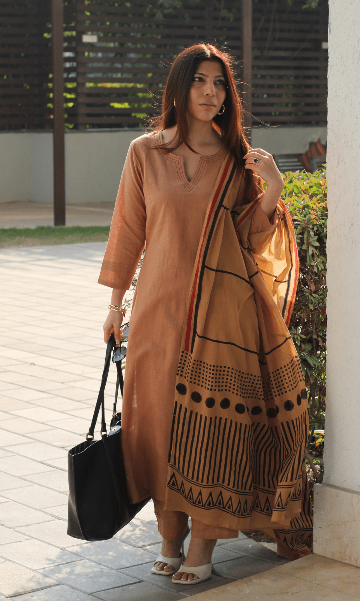 Cotton Slub Latte Brown Suit with Mul Line-wave Dupatta-XXS